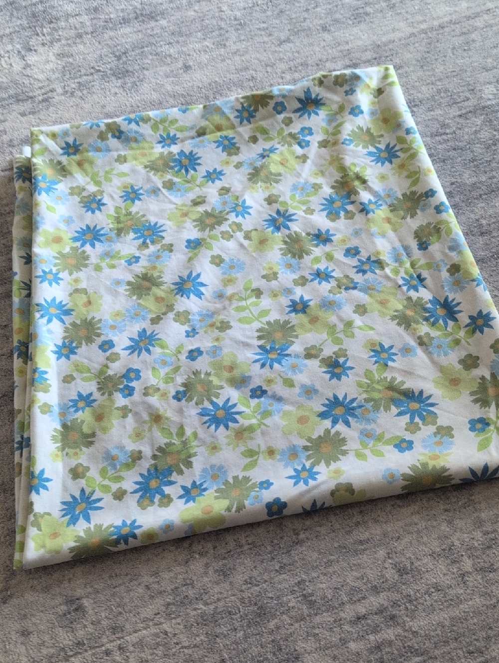 Vintage Blue & Green Floral Flat Twin Sheet